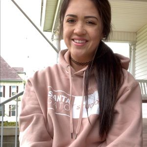 Meet your Posher, Danielle